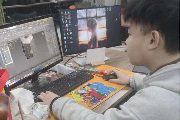 龚子涵②.jpg 龚子涵②.jpg